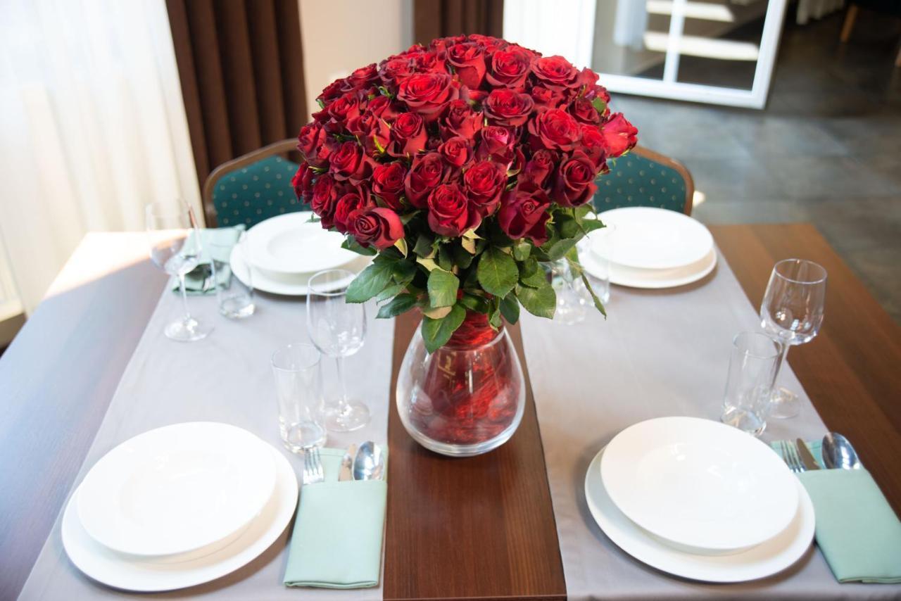 Centrum Restauracyjno-Hotelowe Florres Pawlowiczki Luaran gambar