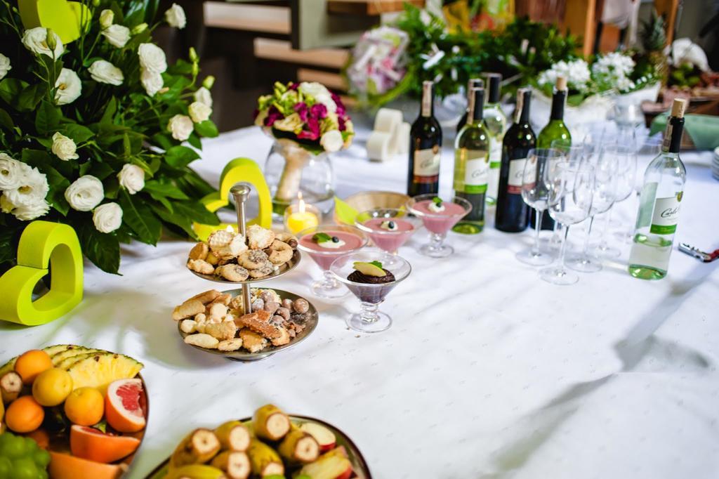 Centrum Restauracyjno-Hotelowe Florres Pawlowiczki Luaran gambar